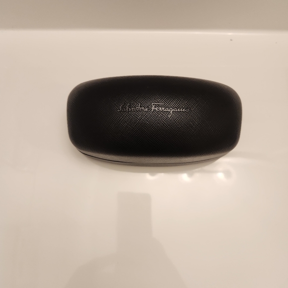 Salvatore Ferragamo Sunglasses Case 👓 - Picture 2 of 5